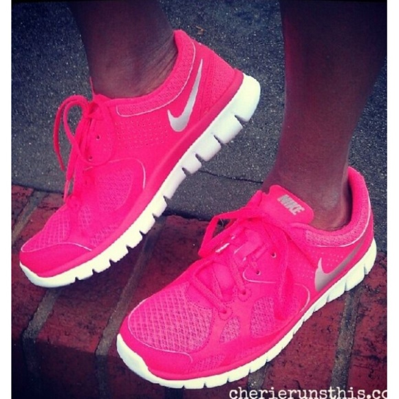 Nike Shoes - Nike Flex Run Siren Red Pink Bright Sneakers 6.5